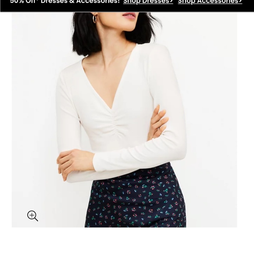 Loft, long sleeve v-neck ribbed tee. Size small, winter white. NWT